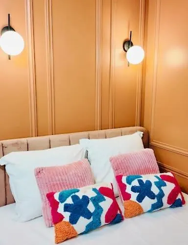 Chic En Plein Coeur De * Paryż